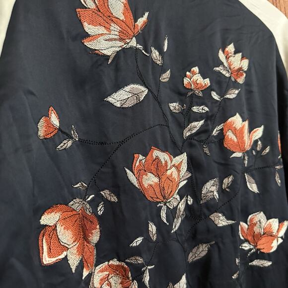 Silence + Noise Black Flower Bomber Jacket~Size Medium - Picture 6 of 12